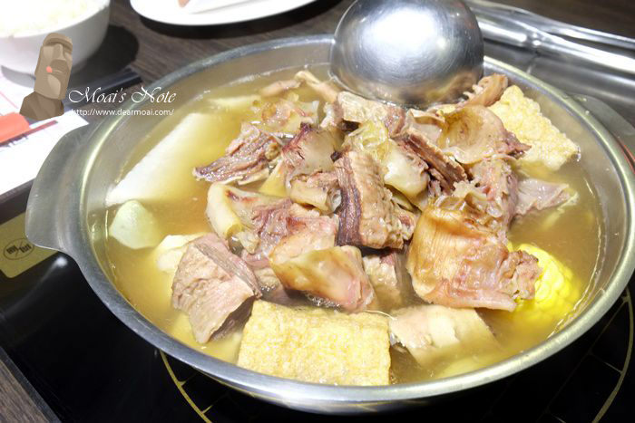 【台中市西區】牛老總涮牛肉（五權店）～溫體牛肉鮮嫩美味